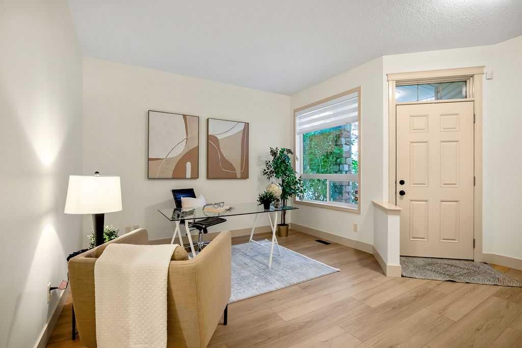 520 Panatella Boulevard NW, Calgary — photo 3 of 47