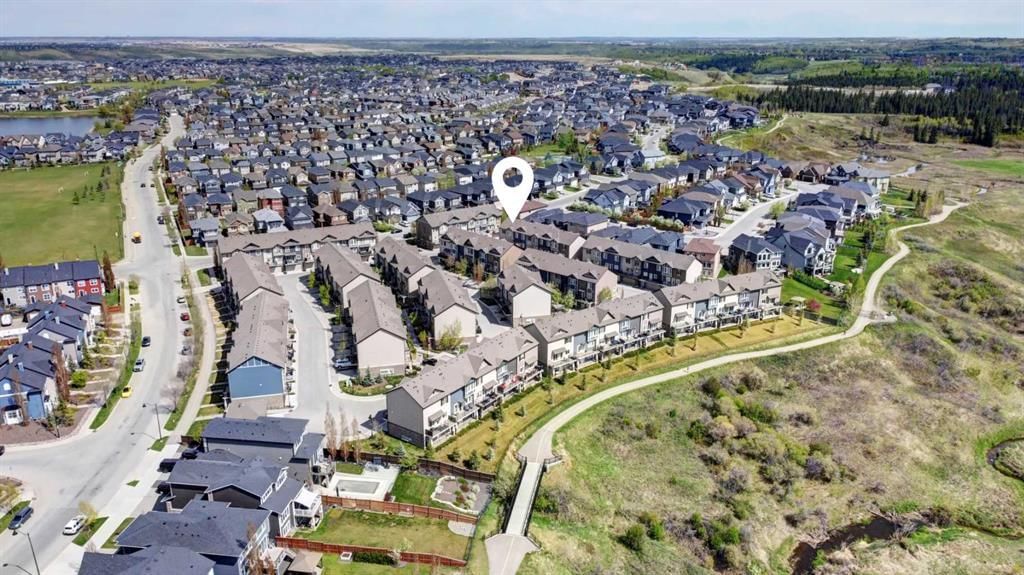444 Legacy Point SE, Calgary — photo 5 of 41