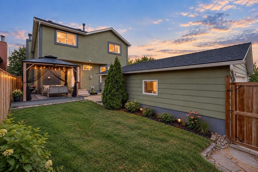 76 Templemont Circle NE, Calgary — photo 2 of 35