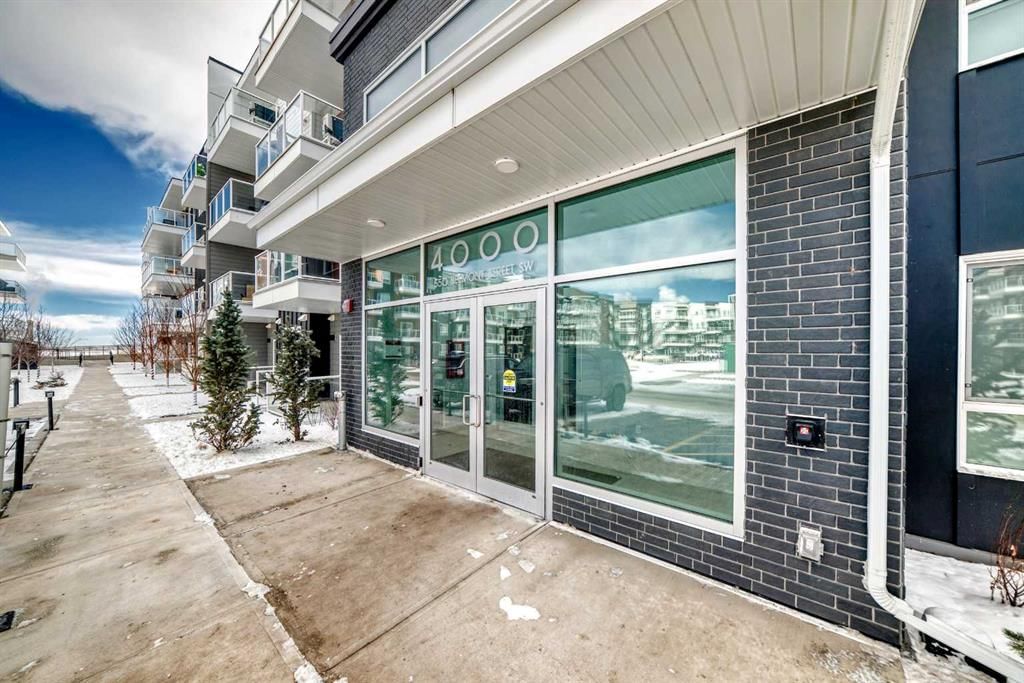 4414, 550 Belmont Street SW, Calgary — photo 2 of 38