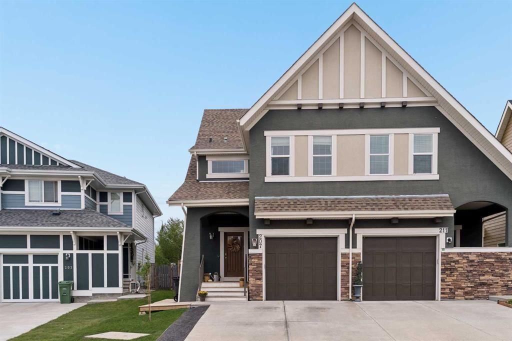 207 Mahogany Grove SE, Calgary — main listing photo