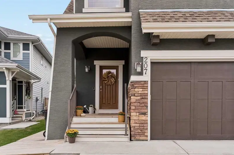 207 Mahogany Grove SE, Calgary — photo 2 of 48