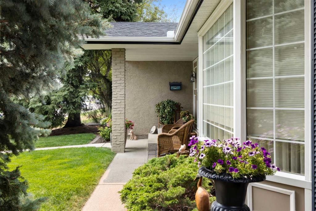 11219 Wilson Road SE, Calgary — photo 2 of 31