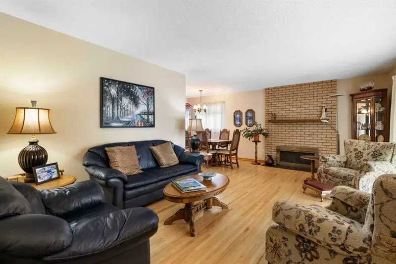 11219 Wilson Road SE, Calgary — photo 3 of 31
