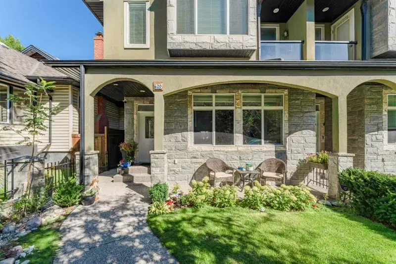 620 17 Avenue NW, Calgary — main listing photo