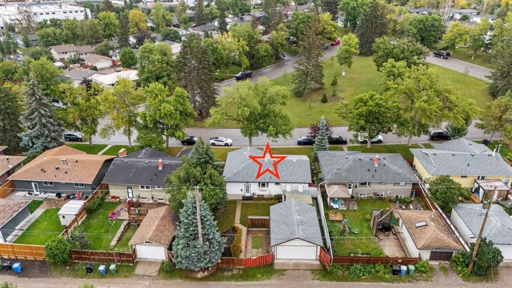 31 Foster Road SE, Calgary — photo 3 of 29