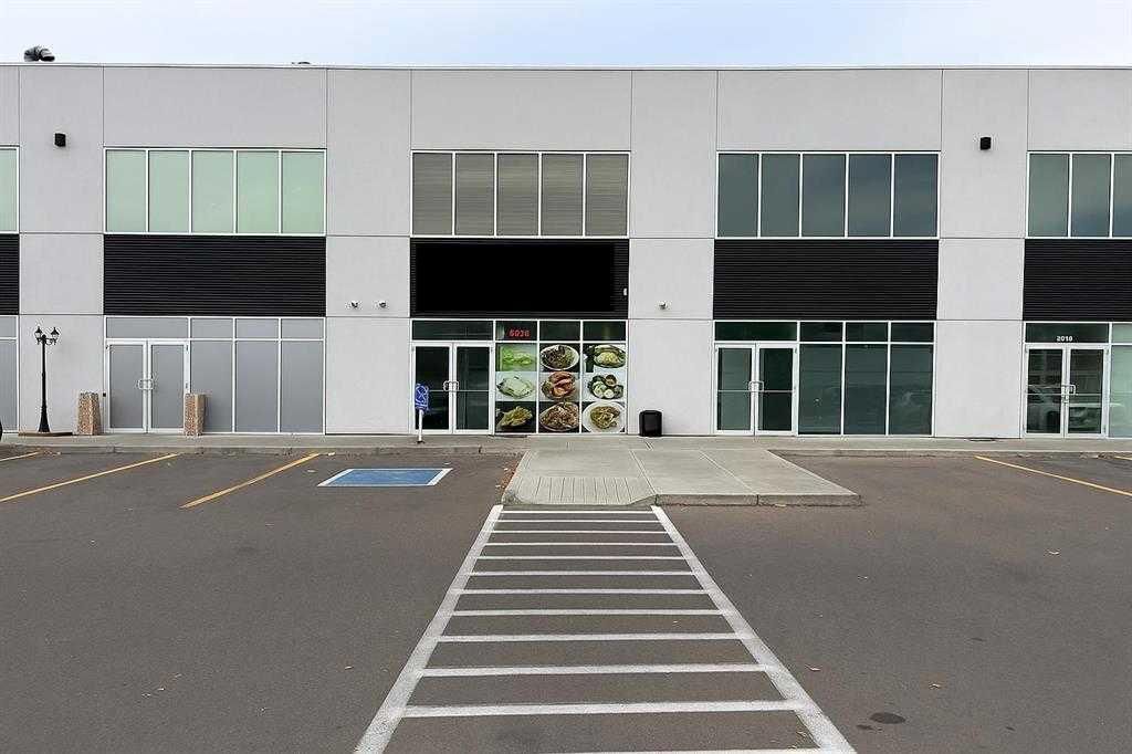 2134, 3730 108 Avenue NE, Calgary — main listing photo