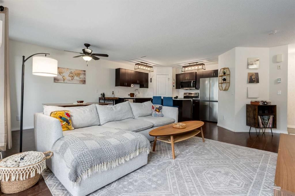 26 Auburn Bay Common SE, Calgary — photo 5 of 50