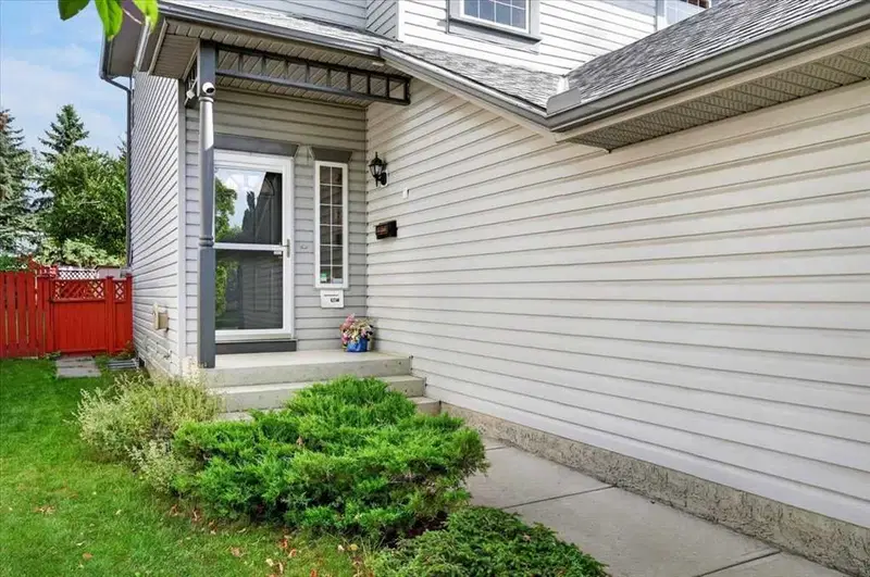 1012 Cranston Drive SE, Calgary — photo 2 of 50