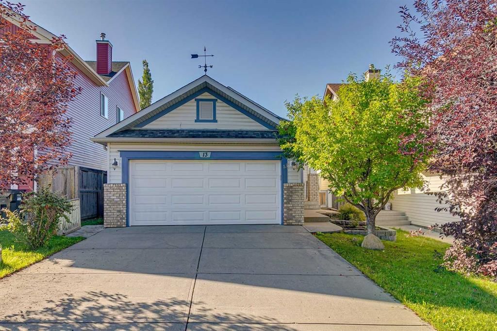 13 Evansbrooke Way NW, Calgary — main listing photo