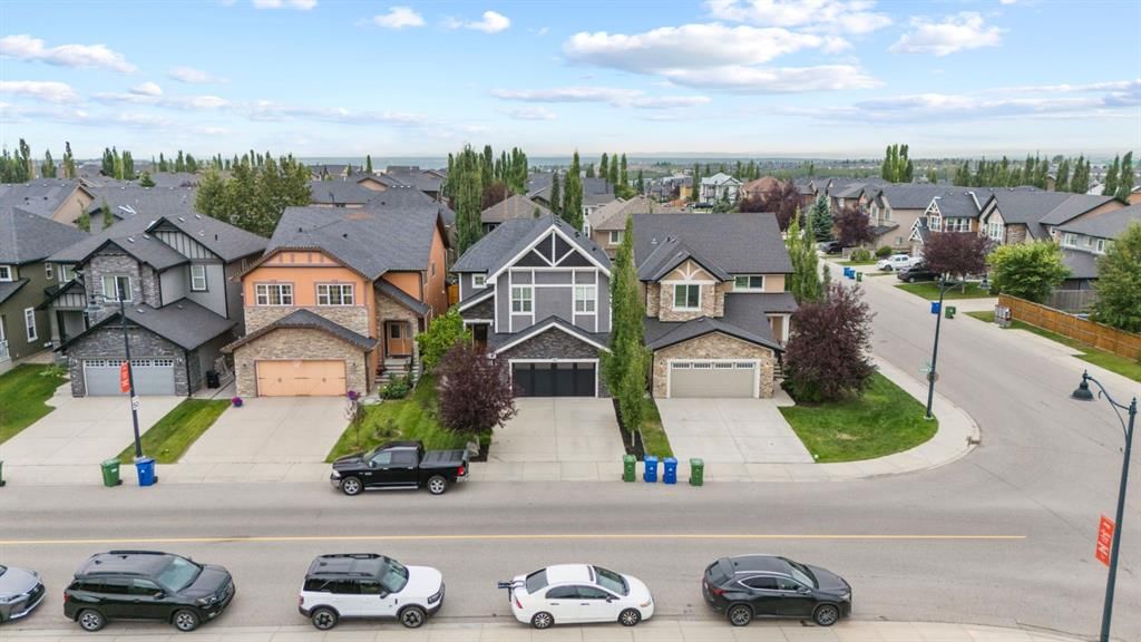 55 Aspenshire Drive SW, Calgary — photo 3 of 46