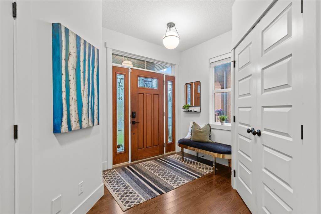 55 Aspenshire Drive SW, Calgary — photo 4 of 46