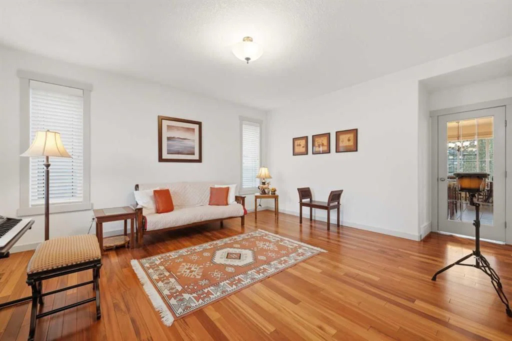 222 Chapala Point SE, Calgary — photo 4 of 50