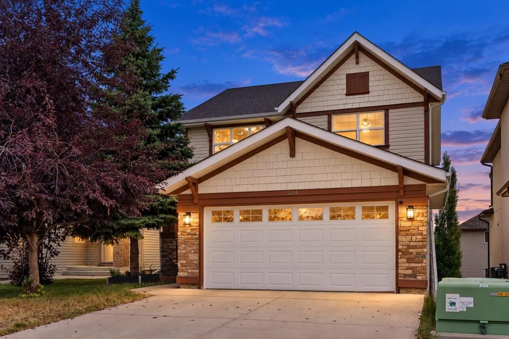 224 Panamount View NW, Calgary — main listing photo