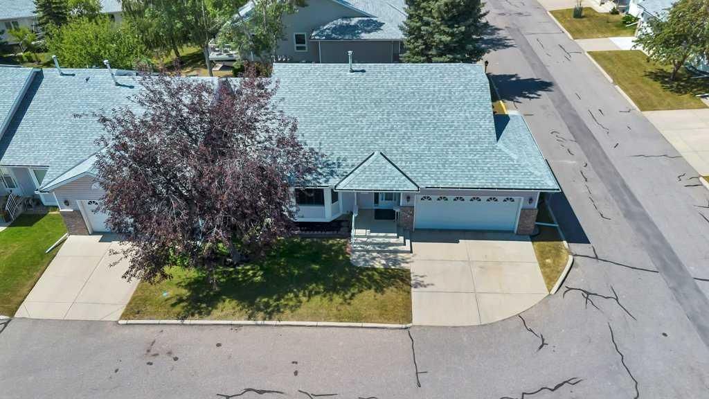 33 Riverview Point SE, Calgary — photo 4 of 30