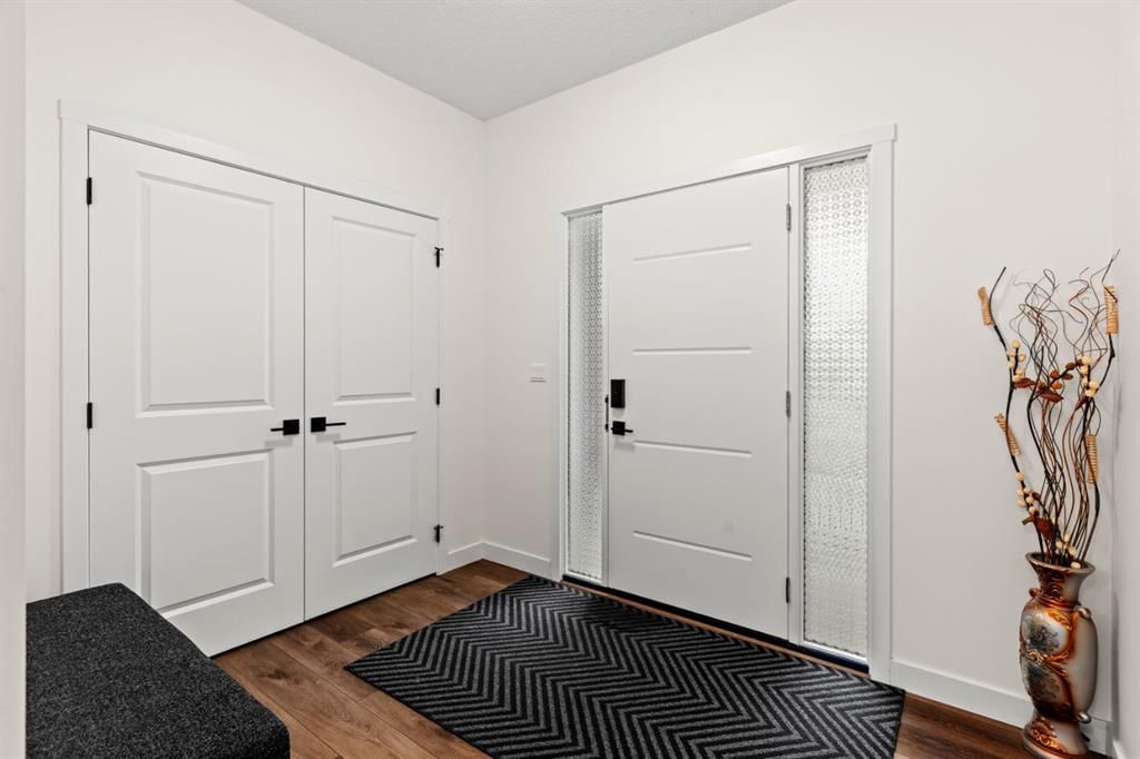2030 Fowler Road SW, Airdrie — photo 4 of 41
