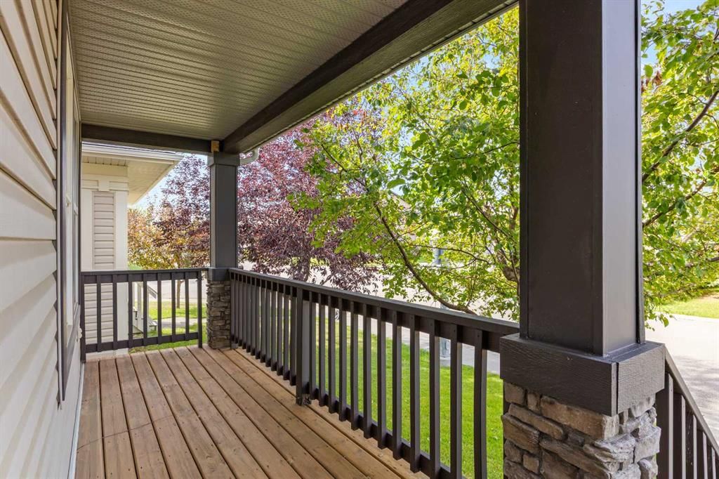 58 Bridlecrest Manor SW, Calgary — photo 3 of 45