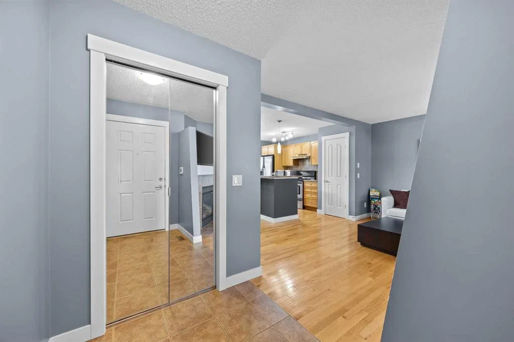 58 Bridlecrest Manor SW, Calgary — photo 5 of 45