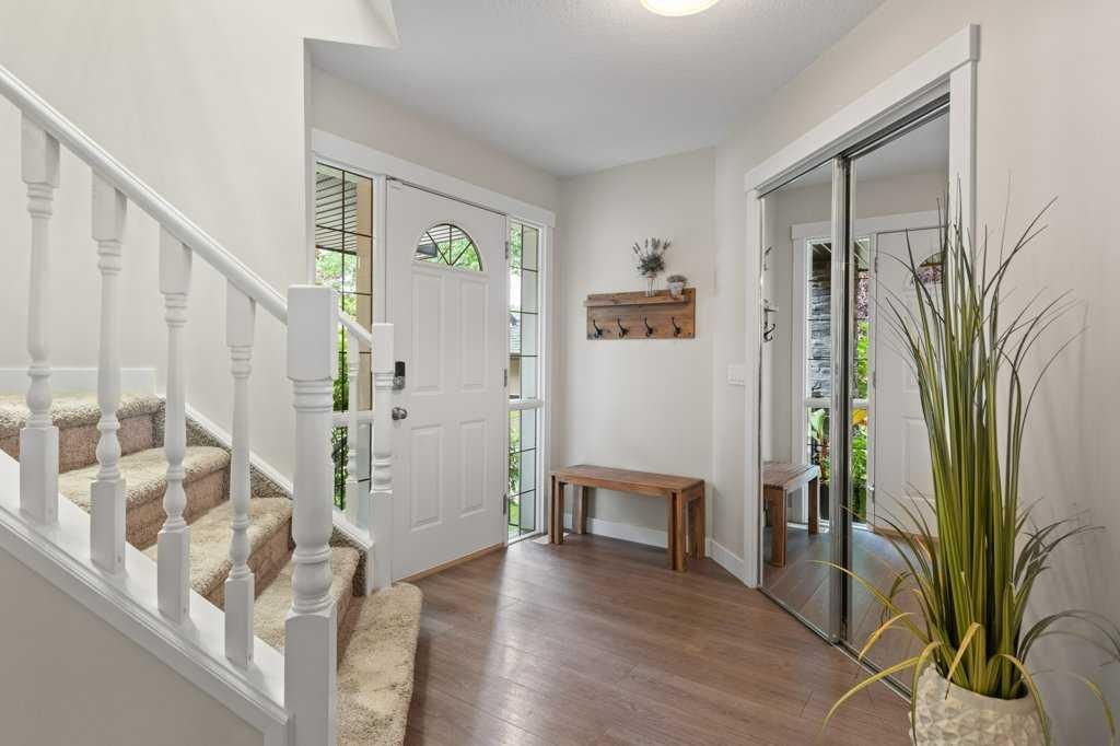 146 Wentworth Park SW, Calgary — photo 3 of 44