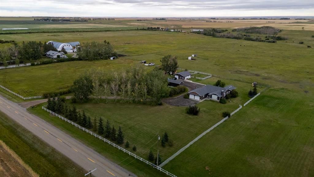 272210 Range Road 291 NE, Airdrie — photo 4 of 37