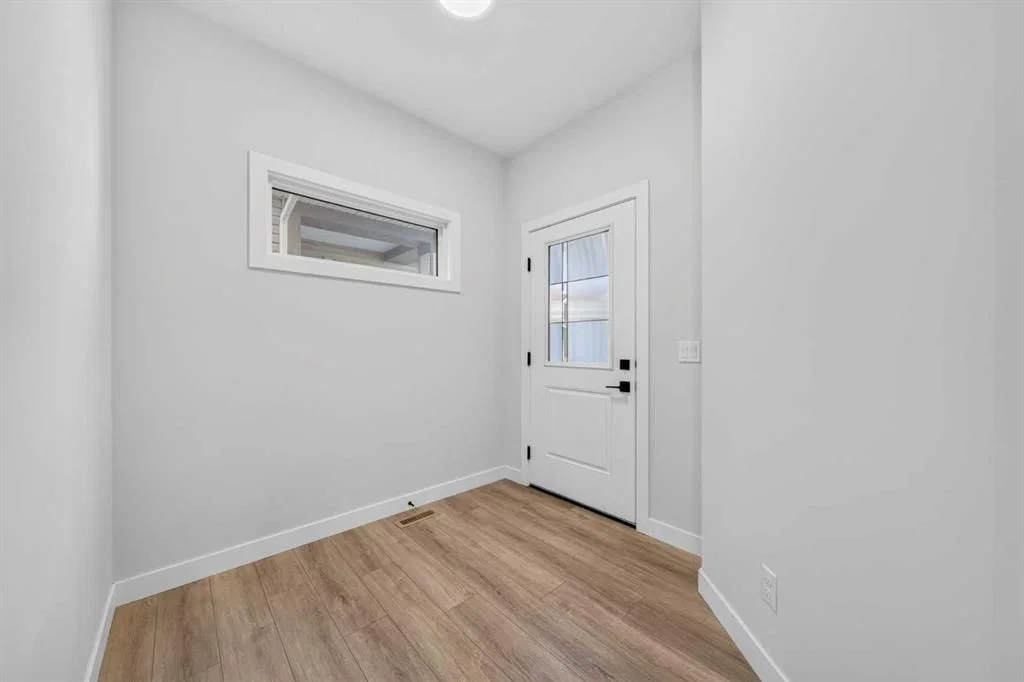 118 Ambleside Heath NW, Calgary — photo 5 of 50