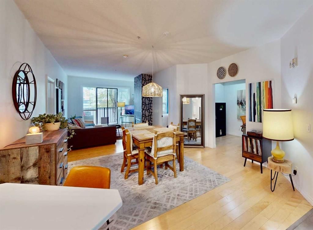 203, 138 18 Avenue SE, Calgary — main listing photo