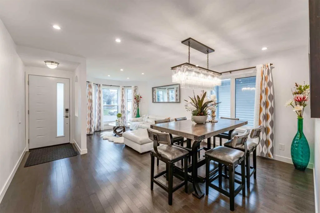 179 Riverstone Crescent SE, Calgary — photo 4 of 50
