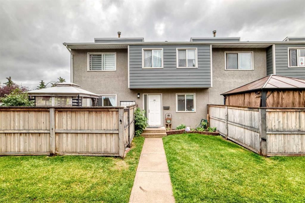 10, 219 90 Avenue SE, Calgary — main listing photo