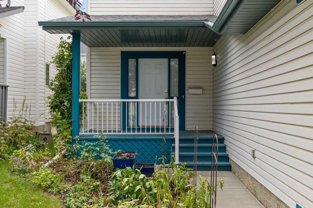 15 Hidden Ranch Crescent NW, Calgary — photo 2 of 48