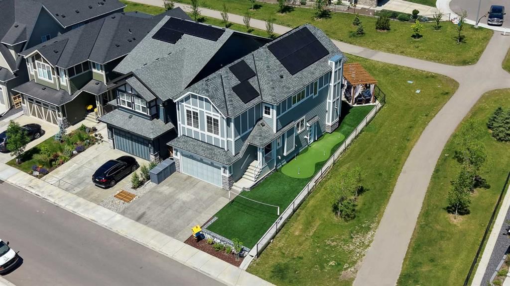 168 Magnolia Manor SE, Calgary — main listing photo