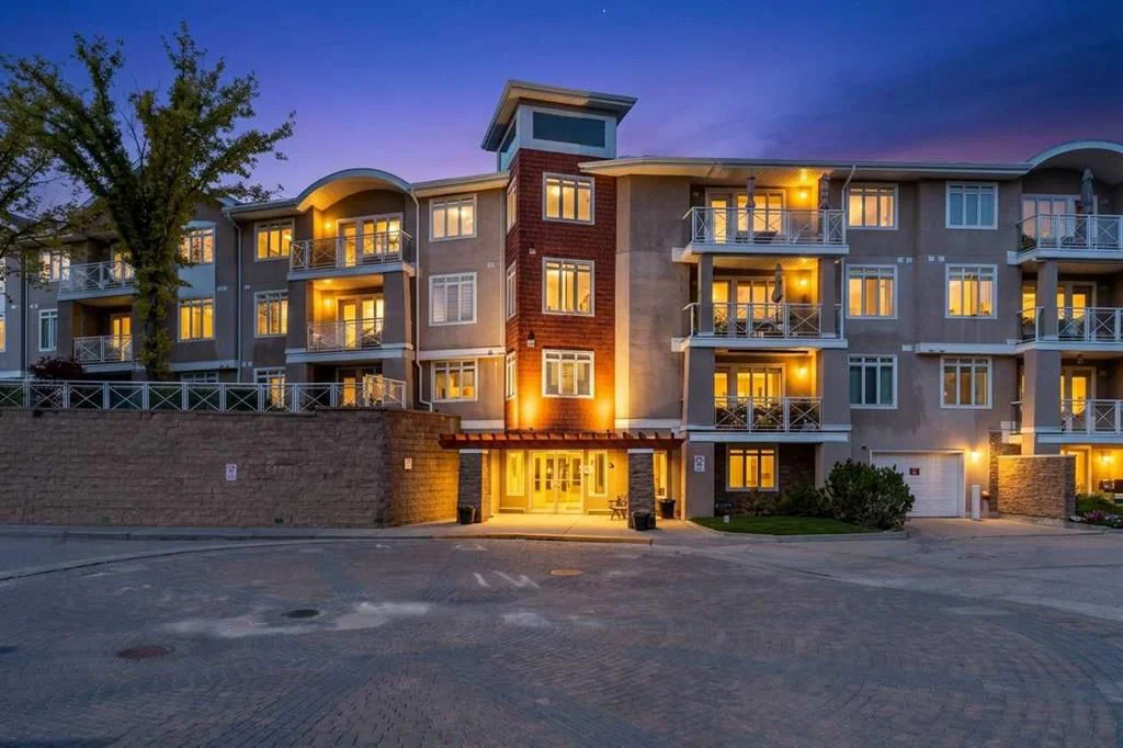 411, 40 Parkridge View SE, Calgary — main listing photo