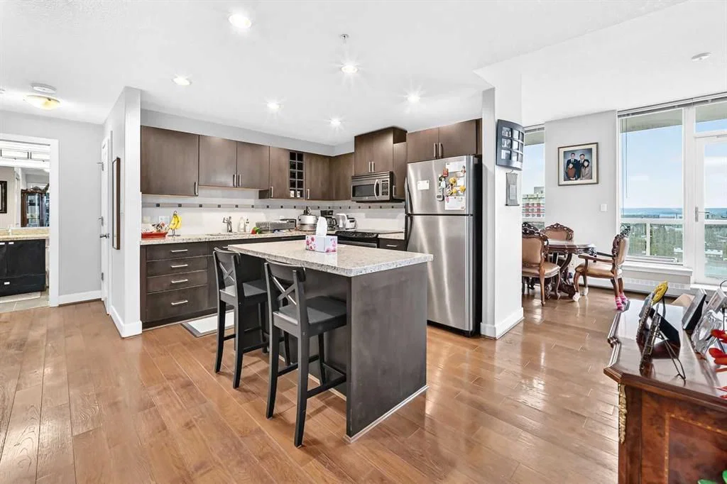 1207, 77 Spruce Place SW, Calgary — photo 5 of 28