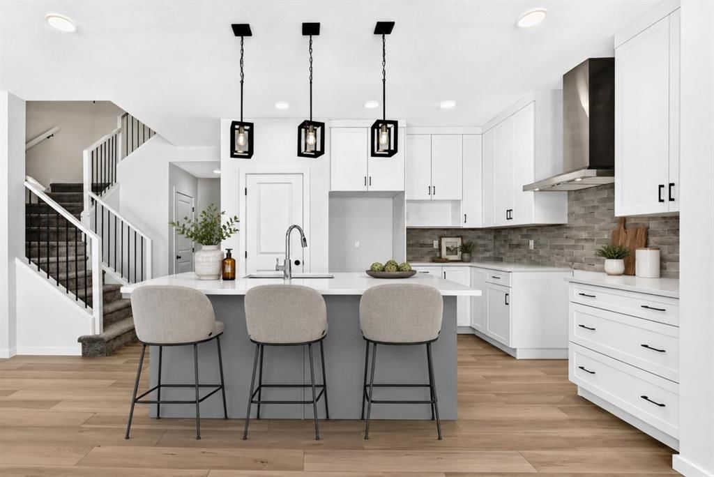18 Osprey Hill Bay SW, Calgary — photo 2 of 50