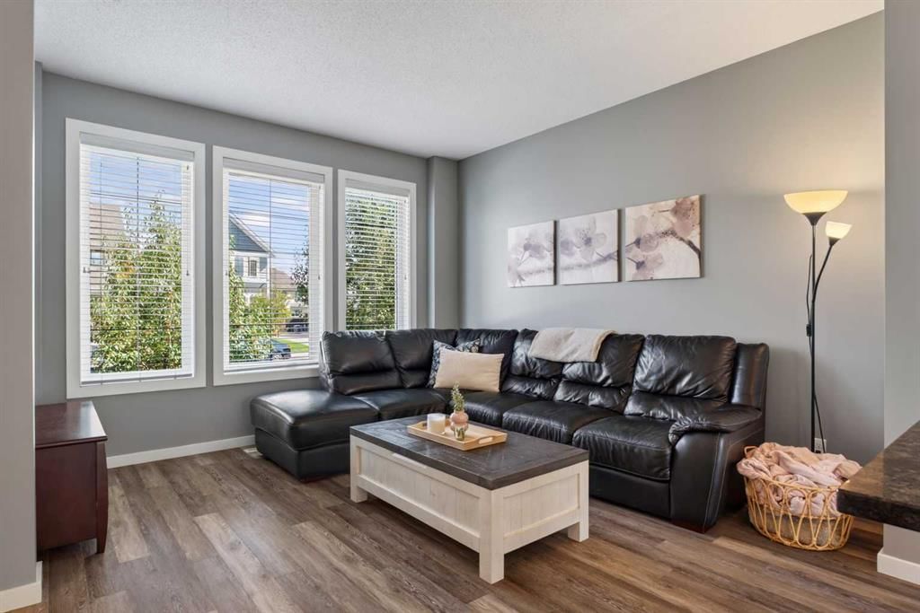287 Mahogany Heights SE, Calgary — photo 3 of 35
