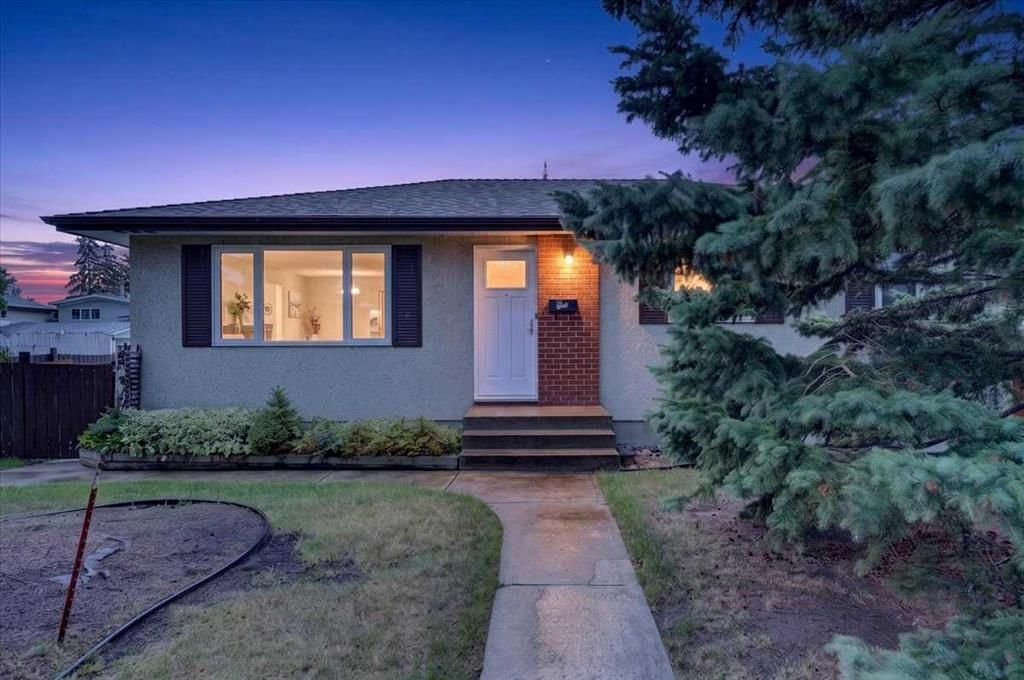 4647 Marwood Way NE, Calgary — main listing photo