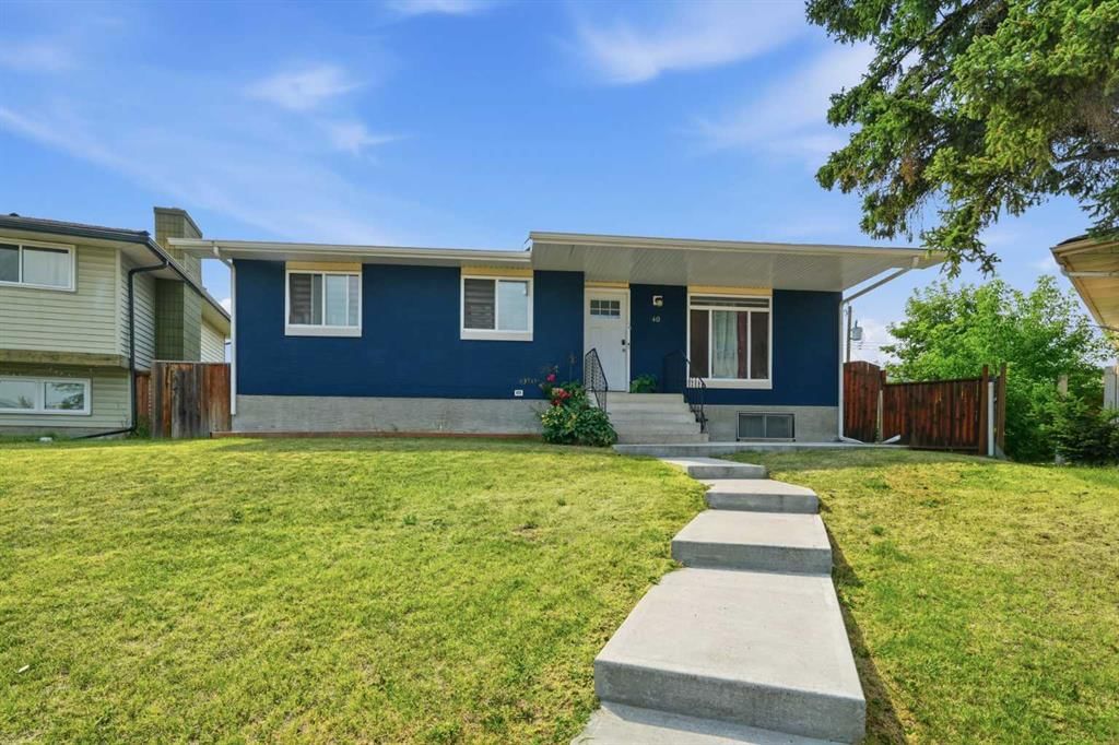 40 Penworth Place SE, Calgary — photo 2 of 41