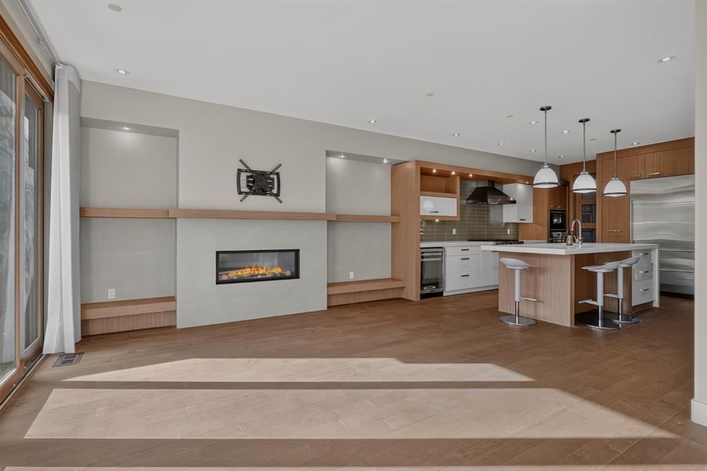 3816 17 Street SW, Calgary — photo 5 of 49
