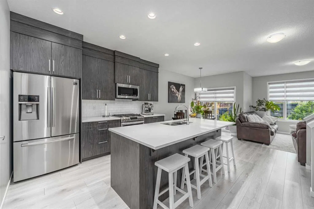 1040 Seton Circle SE, Calgary — photo 5 of 41