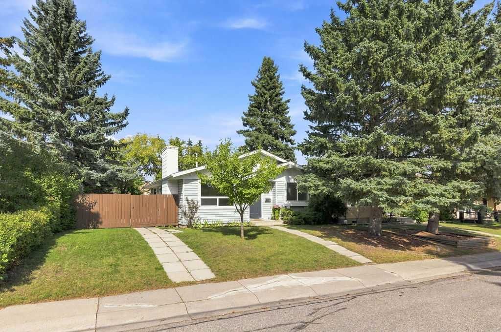 148 Cantrell Drive SW, Calgary — main listing photo