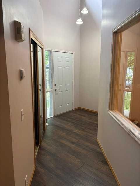 140 Tuscany Ridge View NW, Calgary — photo 4 of 36