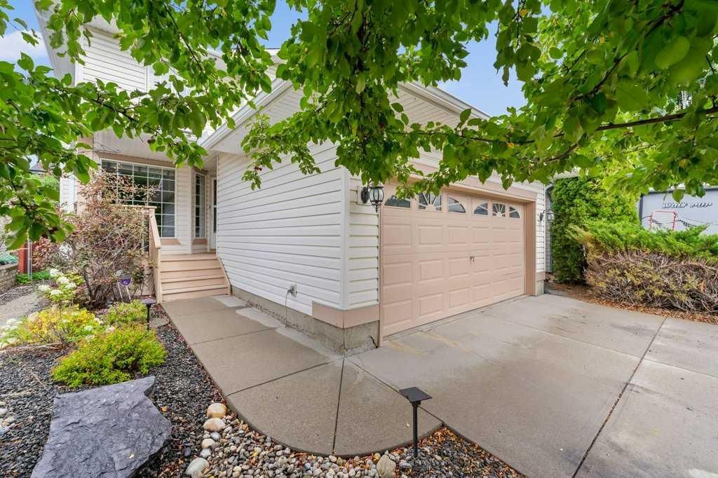 127 Tuscany Hills Park NW, Calgary — main listing photo