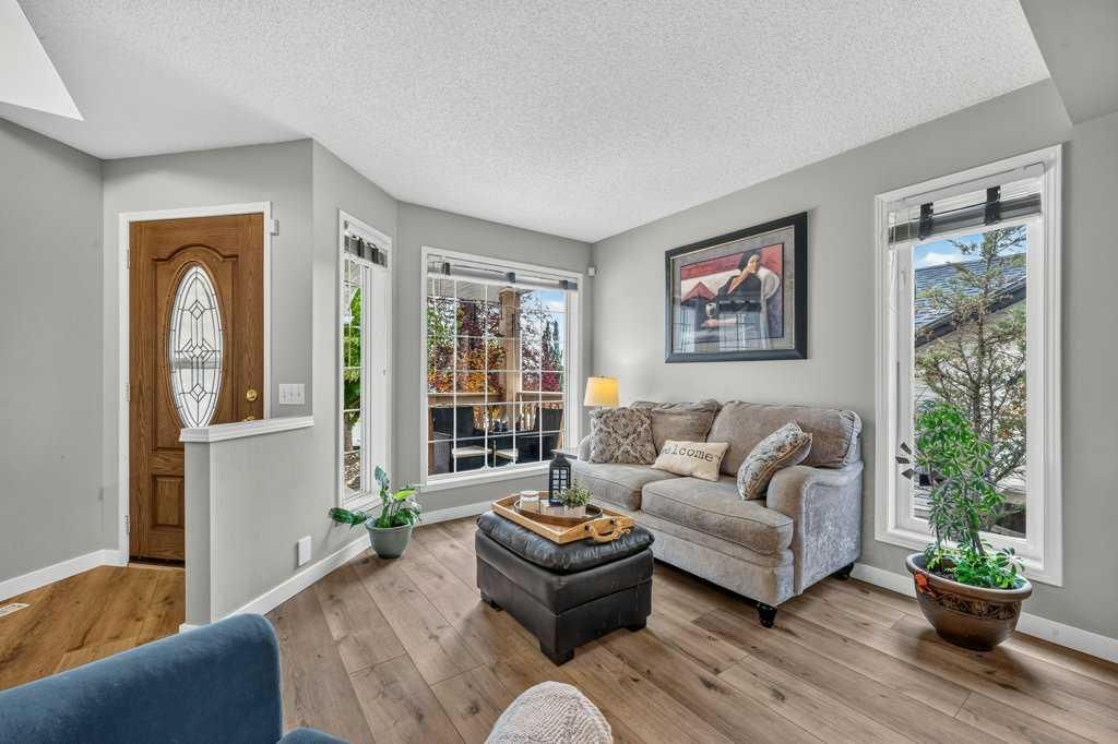 127 Tuscany Hills Park NW, Calgary — photo 4 of 38