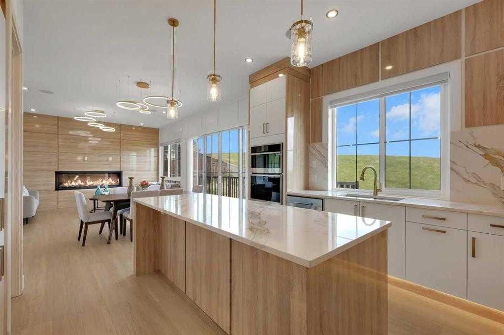 230 Royal Birch View NW, Calgary — main listing photo