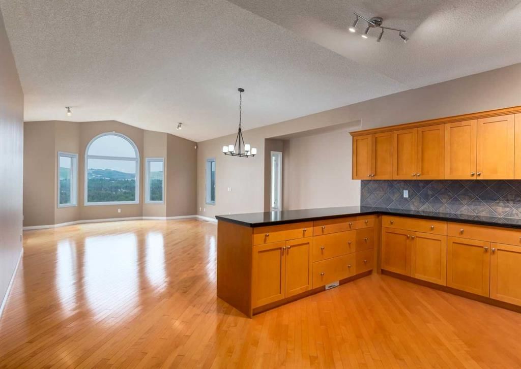 115 Scimitar Heath NW, Calgary — photo 5 of 50
