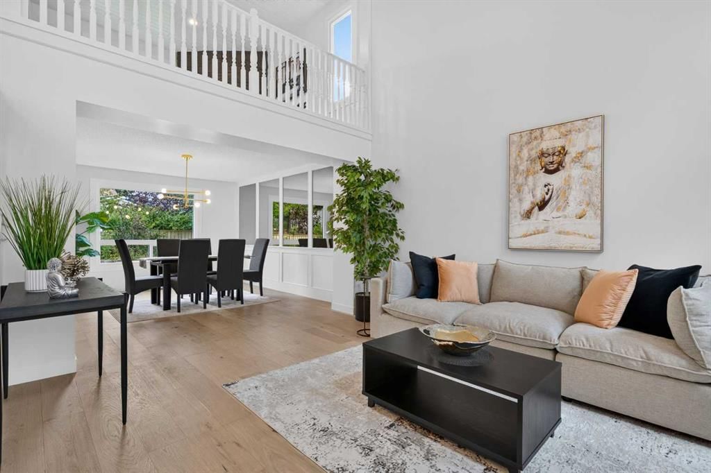 40 Edforth Road NW, Calgary — photo 2 of 36