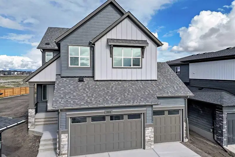 203 Langwell Common SE, Calgary — detached for sale