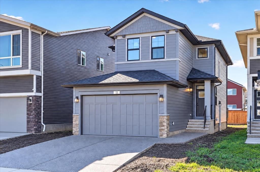 13 Emberside Grove, Cochrane — photo 2 of 37