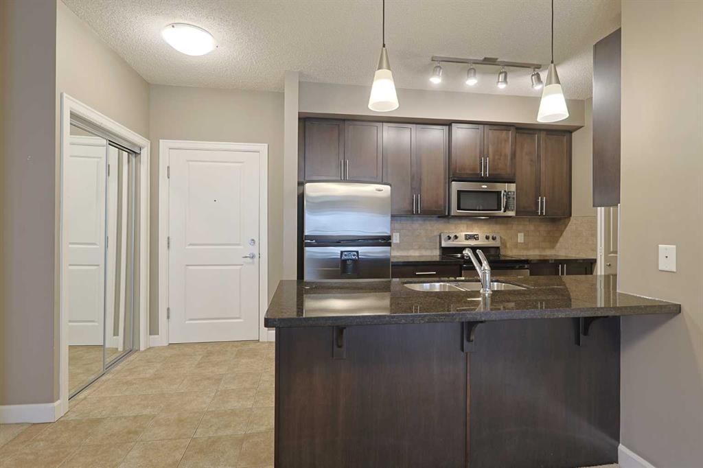 421, 88 Arbour Lake Road NW, Calgary — photo 2 of 43