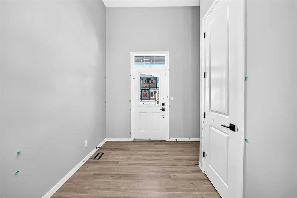 4112 Southwinds Way SW, Airdrie — photo 3 of 50