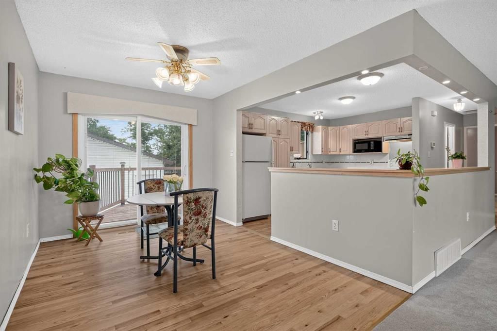 152 Maddock Way NE, Calgary — photo 2 of 44